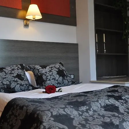 Casablanca Apts Only Adults 3* Calella